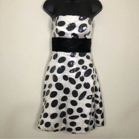 La Femme Dresses & Skirts - La Femme Polka Dot Sequined A-Line Short Dress - Black & White - Size 0 NWT